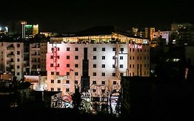 Queen Plaza Hotel