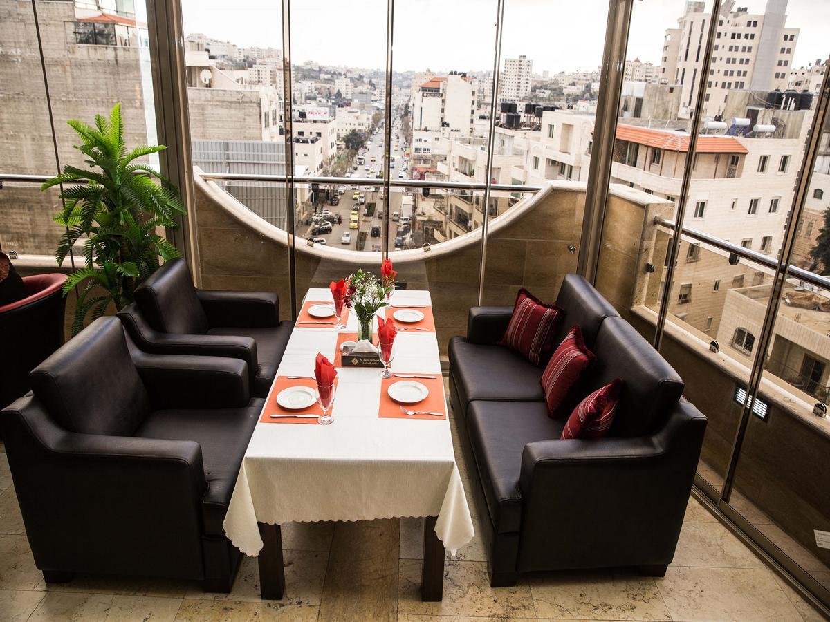 Queen Plaza Hotel Hebron Buitenkant foto