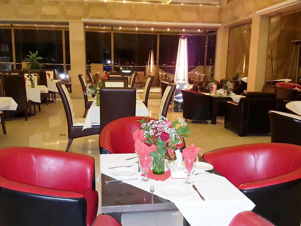 Queen Plaza Hotel Hebron Buitenkant foto